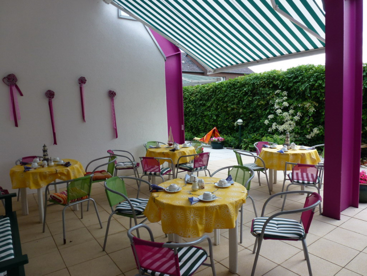 04. Rosenblatt Seniorensitz