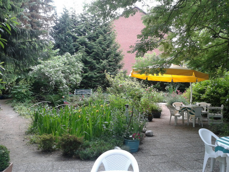 15. Rosenblatt Seniorensitz