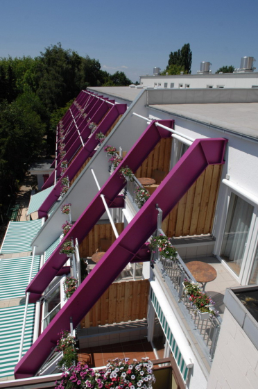 22. Rosenblatt Seniorensitz